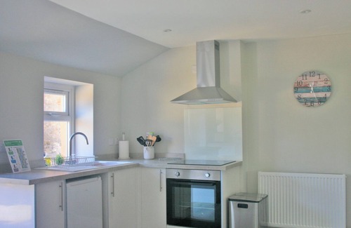 Nairn House | 2 LINKS PLACE, family friendly, country holiday cottage in Nairn