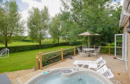 Babington House | 2 Luckington Stables-W8322