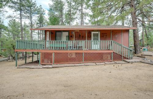 Prescott House | 2 Mi to Dtwn Prescott Cabin with Furnished Deck!