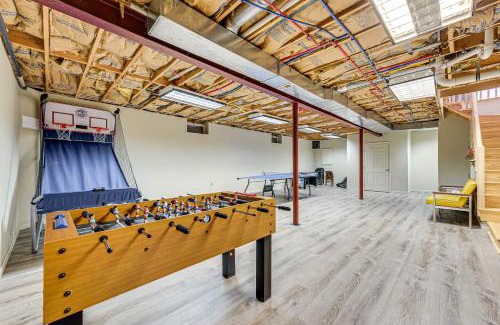 Union Dale House | 2 Mi to Elk Mountain Poconos Escape on 11 Acres!