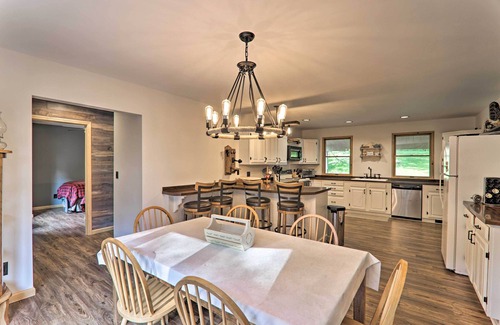 Union Dale Cabin | 2 Mi to Elk Mountain: Poconos Escape on 11 Acres!