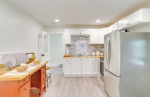 Riverside House | 2 Mi to Hagar Beach: Charming Home w/Fire Pit!