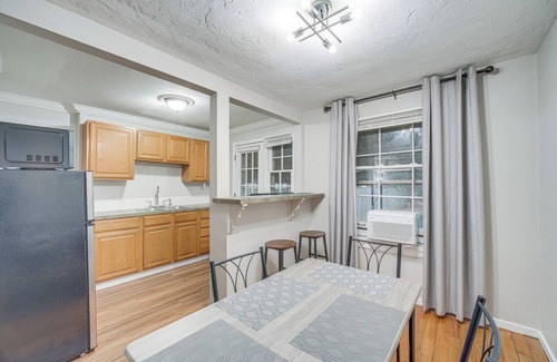 Euclid House | 2 Mi to Lake Erie: Home w/Yard in Euclid!