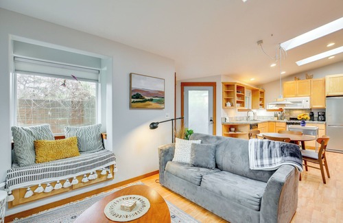 Southeast Eugene Apartment | 2 Mi to UO: Cozy Retreat in Eugene!