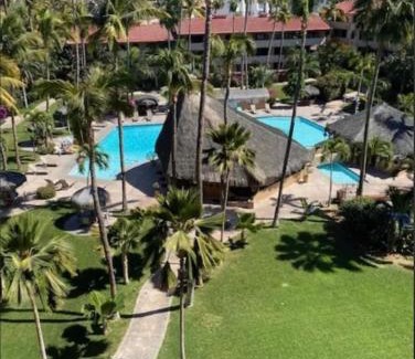 El Medano Ejidal House | 2 min walk to Medano Beach-Marina Huge pool Cozy