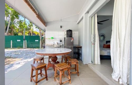 Pantai Tengah Cabin | 2 Mins from Beach Bliss Cabin Langkawi 2PAX