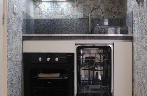 Bonfim Apartment | 2 minutes from the city center, very comfortable, equipped, AirCond, balcony