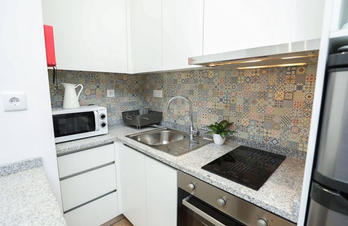 Bonfim Apartment | 2 minutes from the city center. Luxury apartment with balcony and Wi-Fi