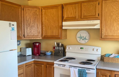 Trenton House | 2 of everything! kitchen, living, bathroom on separate floors