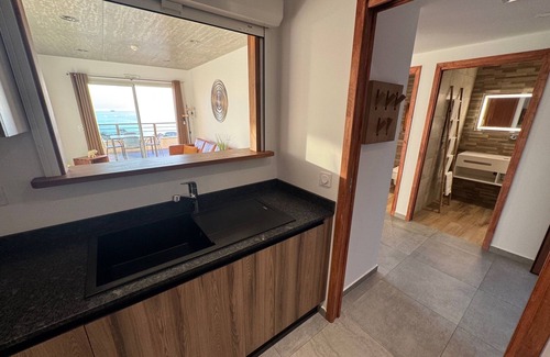 Molini Apartment | 2-person apartment with panoramic sea view over the Gulf of Ajaccio