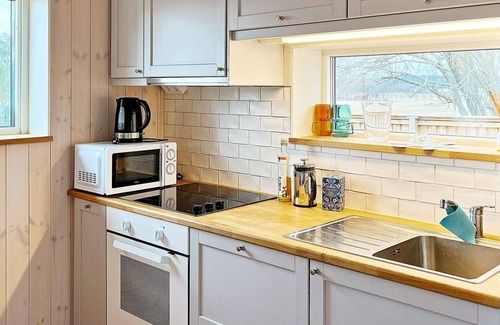 Holo House | 2 person holiday home in HÖLÖ