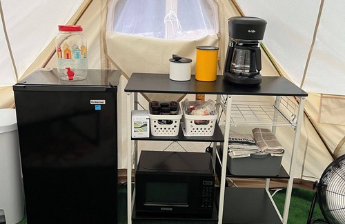 Gans RV Rental | 2 Queen-Bed Canvas Bell Tent on Working Farm in Historic Laurel Highlands