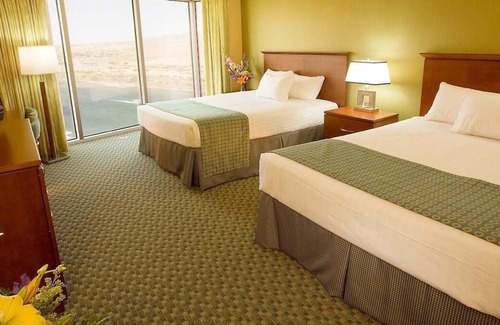 Laughlin House | 2 Riverview Units for Large Groups, Casino, Pool, Game Rooms, Onsite Dining!