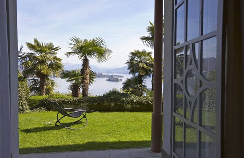 Carciano Apartment | 2-room apartment with terrace in an Art Nouveau villa with communal pool