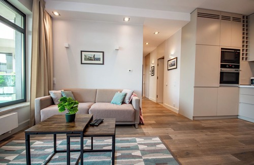 Wesoła Zachod Apartment | 2-room Apt. | Wawel Castle View | Bath | Balcony | Near Main Square | Last floor