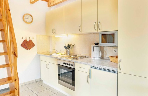 Muritz Apartment | 2-room vacation apartment, 6 persons, balcony, upper floor (10) - Müritzparadies - Feriendorf