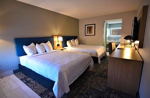 Pine Grove Hotel | 2-Star Hotel ∙ Baymont by Wyndham Pine Grove