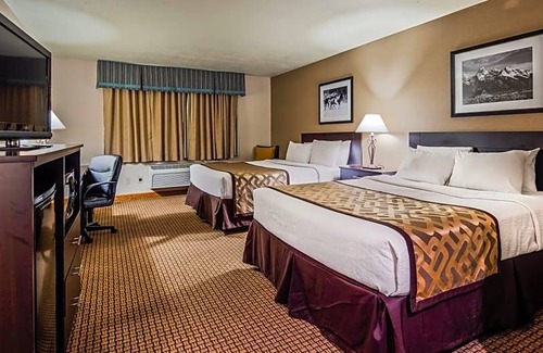 Pinedale Hotel | 2-Star Hotel ∙ Best Western Pinedale Inn