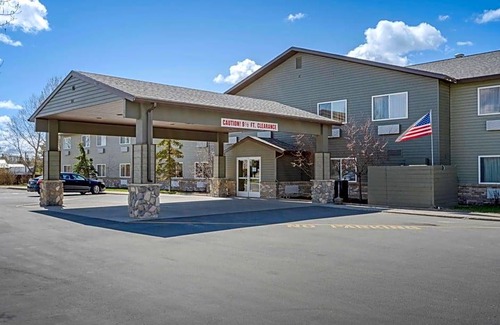 Pinedale Hotel | 2-Star Hotel ∙ Best Western Pinedale Inn