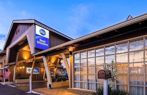 Roseburg Hotel | 2-Star Hotel ∙ Best Western Garden Villa Inn