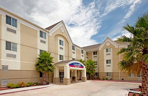 Central City Hotel | 2-Star Hotel ∙ Candlewood Suites Corpus Christi-SPID, an IHG Hotel