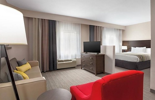 Shreveport Hotel | 2-Star Hotel ∙ Country Inn & Suites by Radisson, Shreveport-Airport, LA
