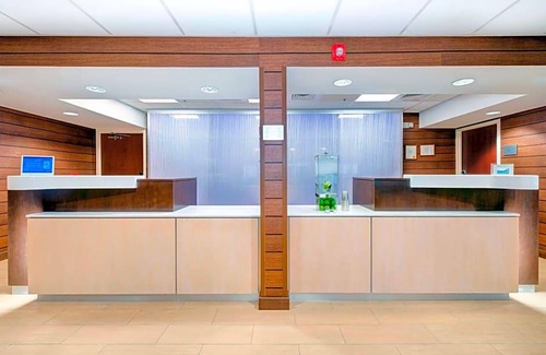 Simpsonville Hotel | 2-Star Hotel ∙ Fairfield Inn & Suites by Marriott Greenville Simpsonville