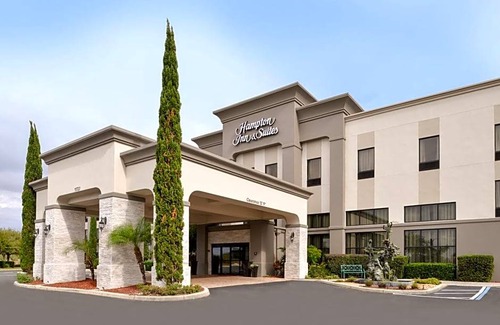 Lady Lake Hotel | 2-Star Hotel ∙ Hampton Inn & Suites Lady Lake/The Villages