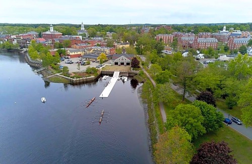 Exeter Hotel | 2-Star Hotel ∙ Hampton Inn & Suites Exeter