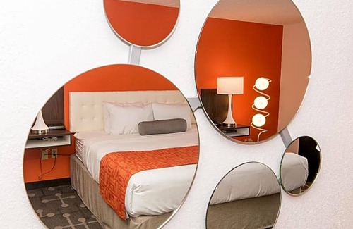 Portsmouth Hotel | 2-Star Hotel ∙ Howard Johnson by Wyndham Portsmouth