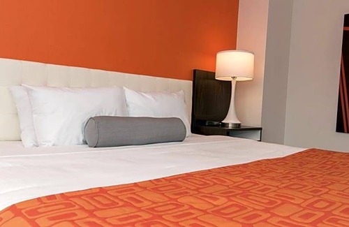 Portsmouth Hotel | 2-Star Hotel ∙ Howard Johnson by Wyndham Portsmouth