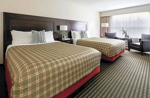 Jasper Hotel | 2-Star Hotel ∙ Marmot Lodge Jasper