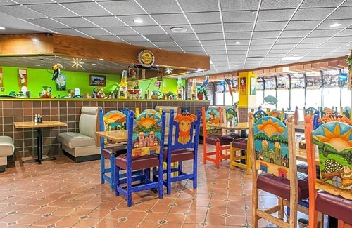Logansport Hotel | 2-Star Hotel ∙ Quality Inn Conference Center Logansport
