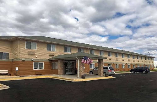 Mankato Hotel | 2-Star Hotel ∙ Quality Inn & Suites
