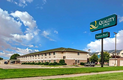 Mankato Hotel | 2-Star Hotel ∙ Quality Inn & Suites