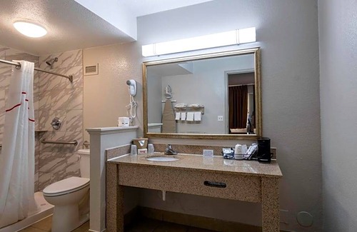 Charlottesville Hotel | 2-Star Hotel ∙ Red Roof Inn Charlottesville