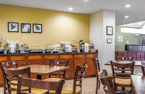 Liberty Area Hotel | 2-Star Hotel ∙ Sleep Inn Lexington