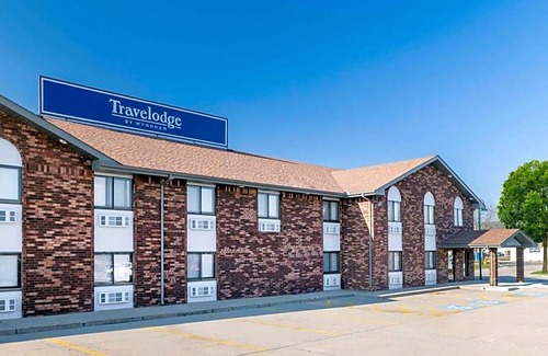 Elkhart Hotel | 2-Star Hotel ∙ Travelodge by Wyndham Elkhart