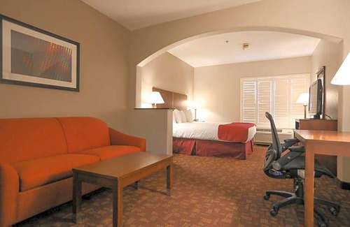 East San Jose Hotel | 2-Star Hotel ∙ Best Western Lanai Garden Inn & Suites
