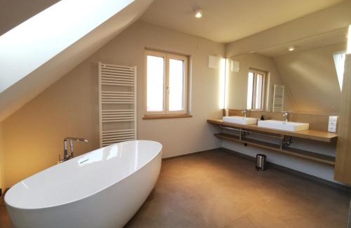 Eibiswald House | 2 stilvolle Ferienhäuser Südsteiermark ruhige Lage top Aussicht & Wallbox