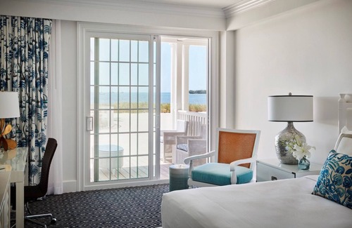 Marathon Hotel | 2 Units | Double Queen Oceanfront w/Balcony, Scenic Cycling, Isla Bella
