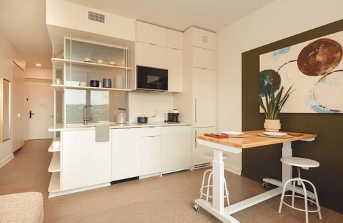 Old Fourth Ward Hotel | 2 Units | Upscale Haven Near BeltLine—Walk to Breweries, Trails & Street Art