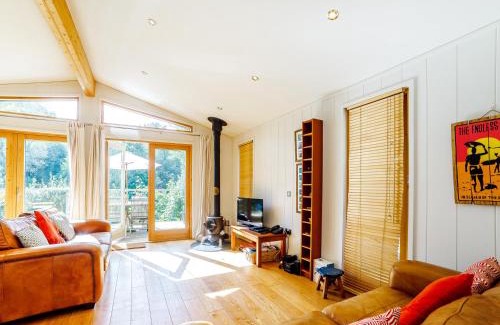 Looe House | 2 Water's Edge