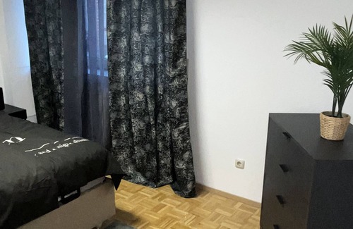 Innenstadt Apartment | 2 Zimmer Wohnung Steinheim - HU