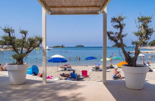 Municipality of Vrsar RV Rental | 20 m² Mobile home ∙ 3 bedrooms ∙ 6 guests