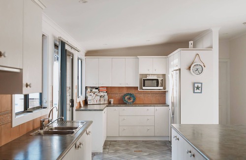 Kangaroo Island House | 20% Off Monthly | Waterfront-View | Sea J's | 4BR