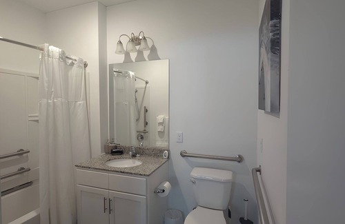 Orange Park Apartment | 20% Off The Jax Luxe Pad