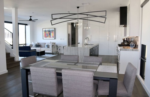 Hollywood Beach House | 20 Seconds to the Beach, New Sophisticated Luxury Beach Home