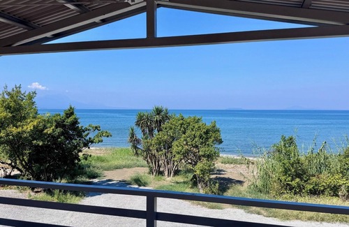 Amakusa House | 20 steps to the sandy beach Beachfront guesthouse/Amakusa Kumamoto