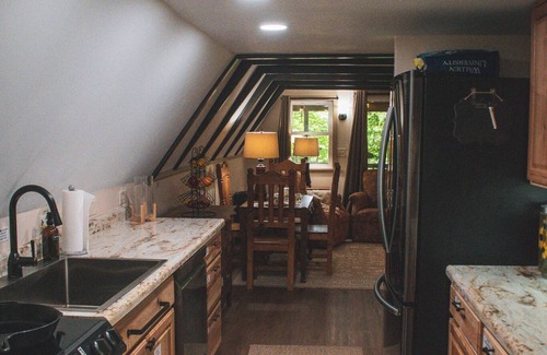 Bainbridge Cabin | 20% Winter Special: A-Frame; Seclusion; Woods; Wildlife; Tree-top deck.